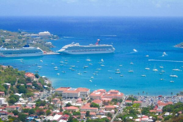 Seasonal Deals on Cruise and Airfare Bundles