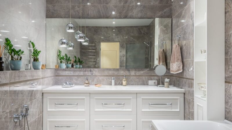 Quick Bathroom Vanity Makeovers for Busy Families