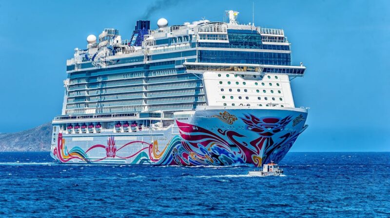 Luxury Cruise Liners Offering World Class Amenities